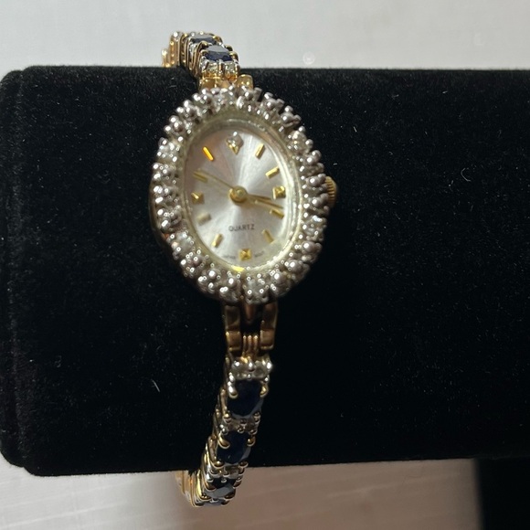 HMI Gold-tone ladies' watch quartz movement & bracelet clear & blue stones - Picture 2 of 12